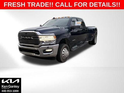 Used 2024 RAM 3500 Laramie AWD/4WD image 1