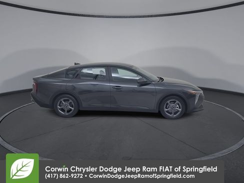 Used 2025 Kia K4 FWD image 17