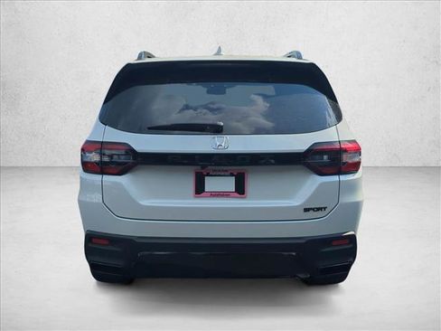 New 2026 Honda Pilot Sport image 9