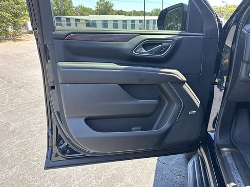 Used 2023 Chevrolet Tahoe High Country w/ Advanced Technology Package image 23