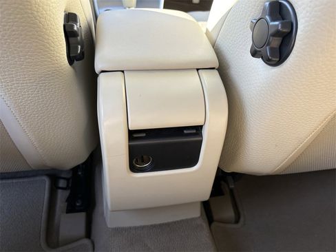 Used 2011 Volvo XC60 T6 image 25