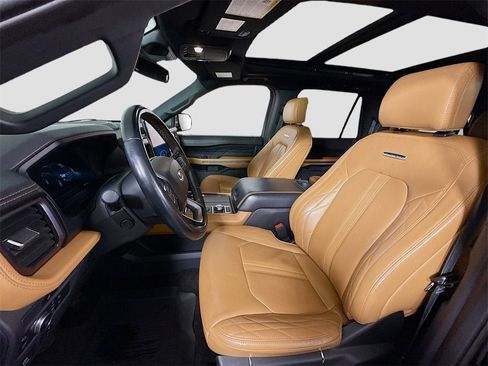 Used 2022 Ford Expedition Max Platinum image 16