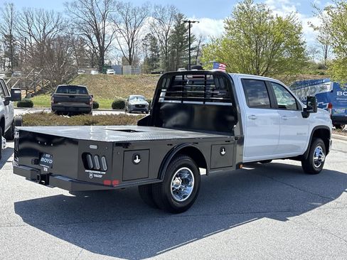 New 2026 Chevrolet Silverado 3500 LT AWD/4WD image 8