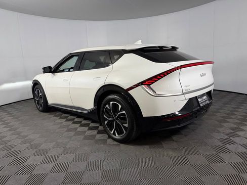 Used 2024 Kia EV6 Wind w/ Wind Technology Package AWD/4WD image 9