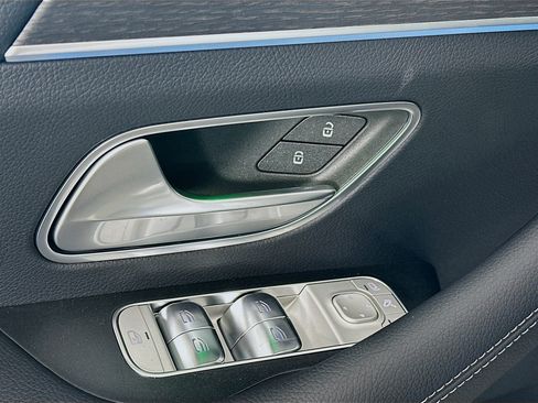Certified 2026 Mercedes-Benz GLS 450 4MATIC image 23