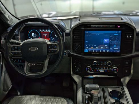 Used 2021 Ford F150 Limited image 5