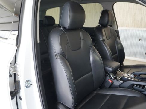 Used 2020 Kia Telluride LX AWD/4WD image 31