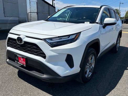 Certified 2025 Toyota RAV4 XLE FWD image 1