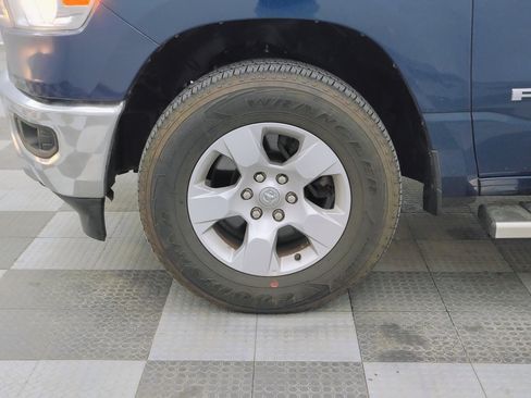Used 2023 RAM 1500 Big Horn AWD/4WD image 9