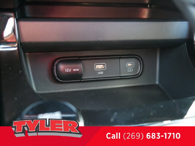 Used 2024 Kia Seltos X-Line AWD/4WD image 27