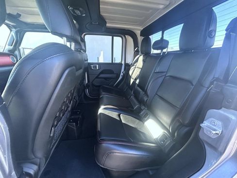 Used 2020 Jeep Gladiator Rubicon AWD/4WD image 20