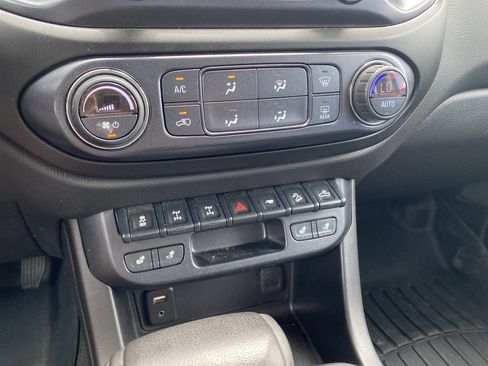 Used 2017 Chevrolet Colorado ZR2 AWD/4WD image 23
