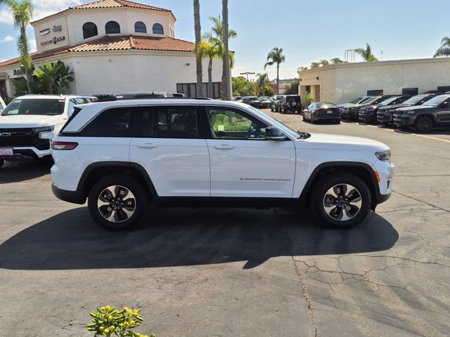 Used 2023 Jeep Grand Cherokee 4WD 4xe image 4
