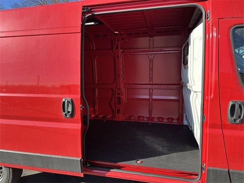 New 2026 RAM ProMaster 2500 image 16