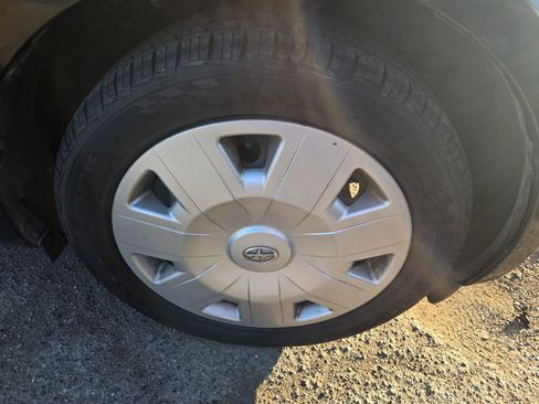 Used 2013 Scion iQ image 22