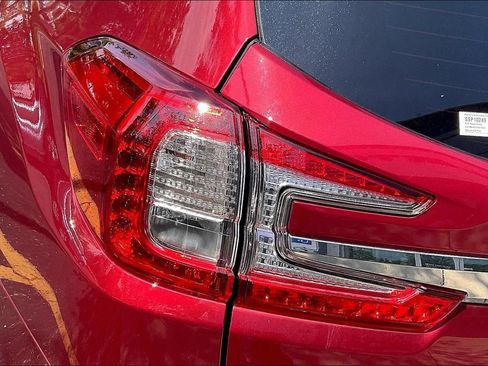 Used 2024 Subaru Ascent Touring AWD/4WD image 33