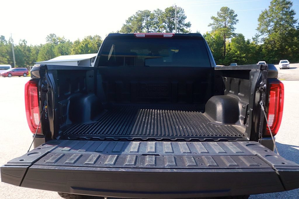 Used 2026 GMC Sierra 1500 SLT AWD/4WD image 10
