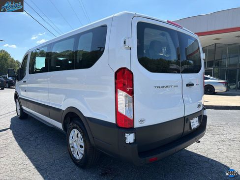 Used 2025 Ford Transit 350 XLT RWD image 3