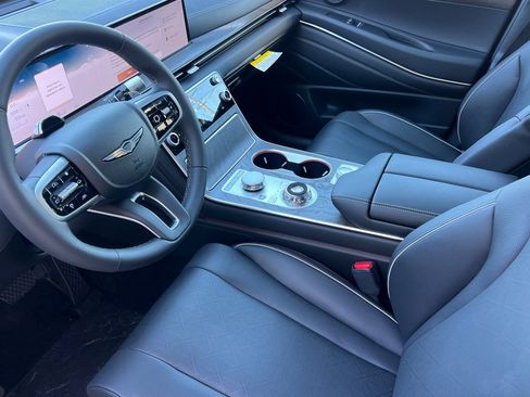 New 2026 Genesis GV80 2.5T Prestige image 11