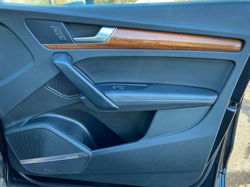 Used 2023 Audi Q5 2.0T Premium Plus w/ Premium Plus Package image 26