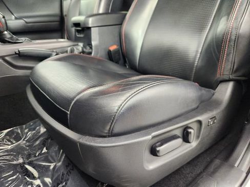 Used 2020 Toyota Tacoma TRD Pro AWD/4WD image 13