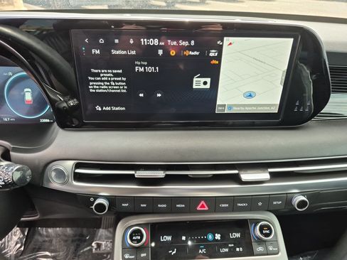 Used 2024 Hyundai Palisade Calligraphy AWD/4WD image 18