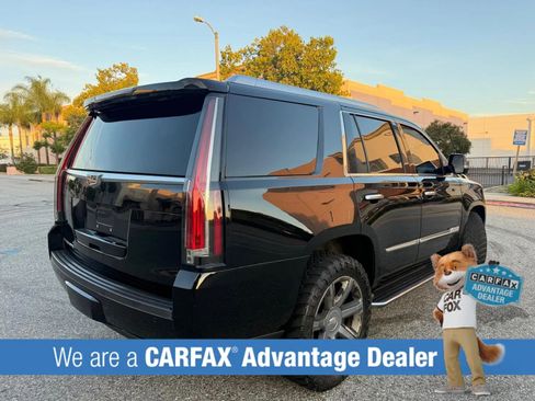 Used 2015 Cadillac Escalade Luxury AWD/4WD image 31