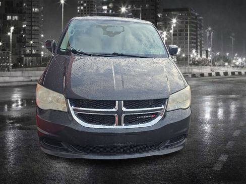 Used 2012 Dodge Grand Caravan SXT w/ Entertainment Group 1 image 9