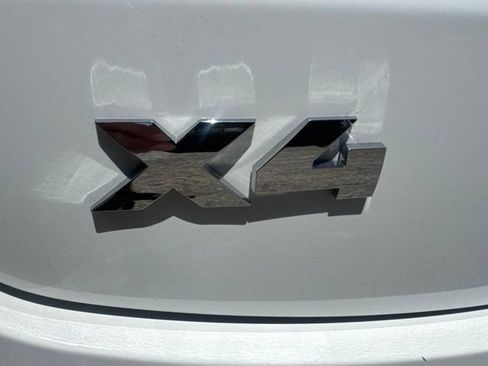 Used 2023 BMW X4 M40i AWD/4WD image 9
