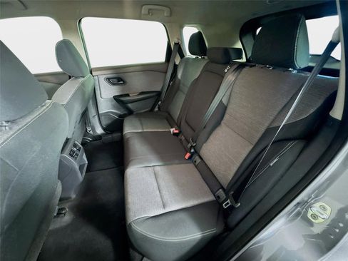 Used 2021 Nissan Rogue S FWD image 21