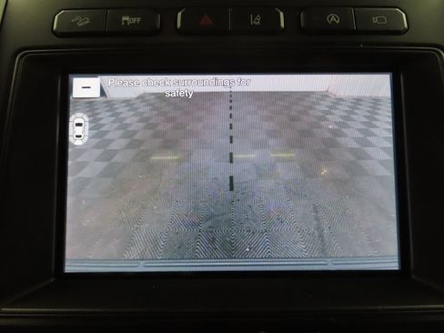 Used 2019 Ford Expedition Limited w/ Equipment Group 302A AWD/4WD image 18