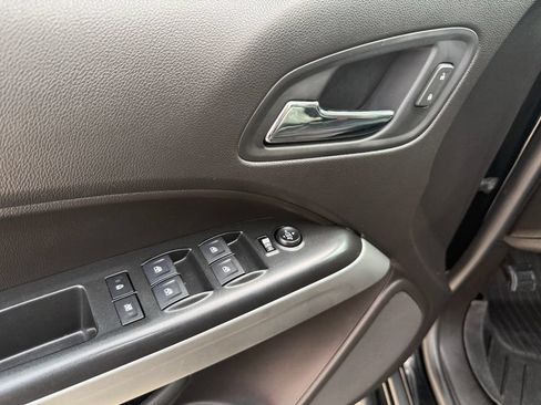 Used 2018 Chevrolet Colorado ZR2 AWD/4WD image 19