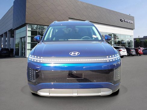New 2026 Hyundai Ioniq 9 SEL AWD/4WD image 3