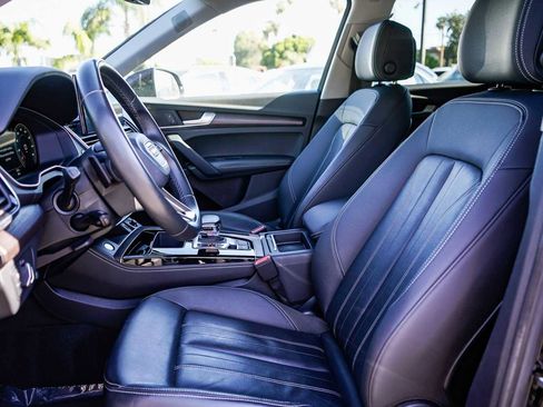 Used 2022 Audi Q5 2.0T Premium Plus image 17