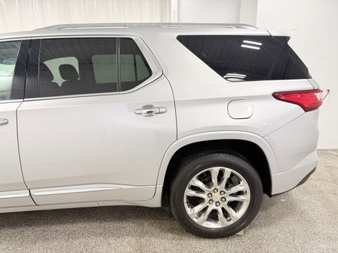 Used 2018 Chevrolet Traverse High Country image 5