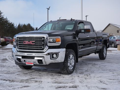 Used 2019 GMC Sierra 2500 SLT w/ Snow Plow Prep Package image 7