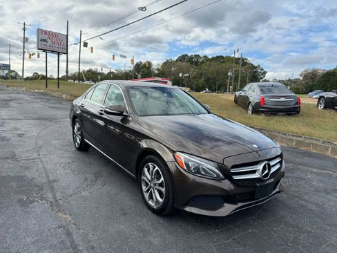 Used 2015 Mercedes-Benz C 300 C 300 4MATIC Sedan 4D image 3