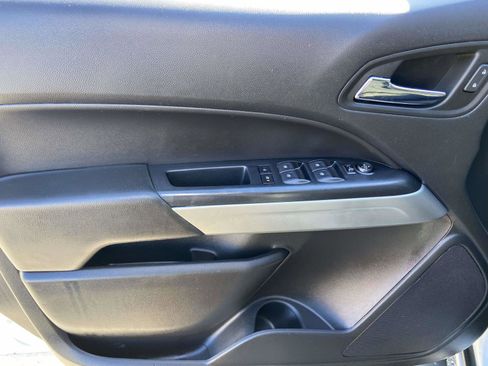 Used 2022 Chevrolet Colorado LT image 6