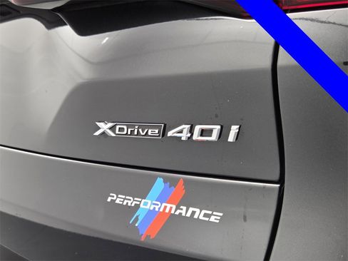 Used 2022 BMW X5 xDrive40i w/ M Sport Package image 28