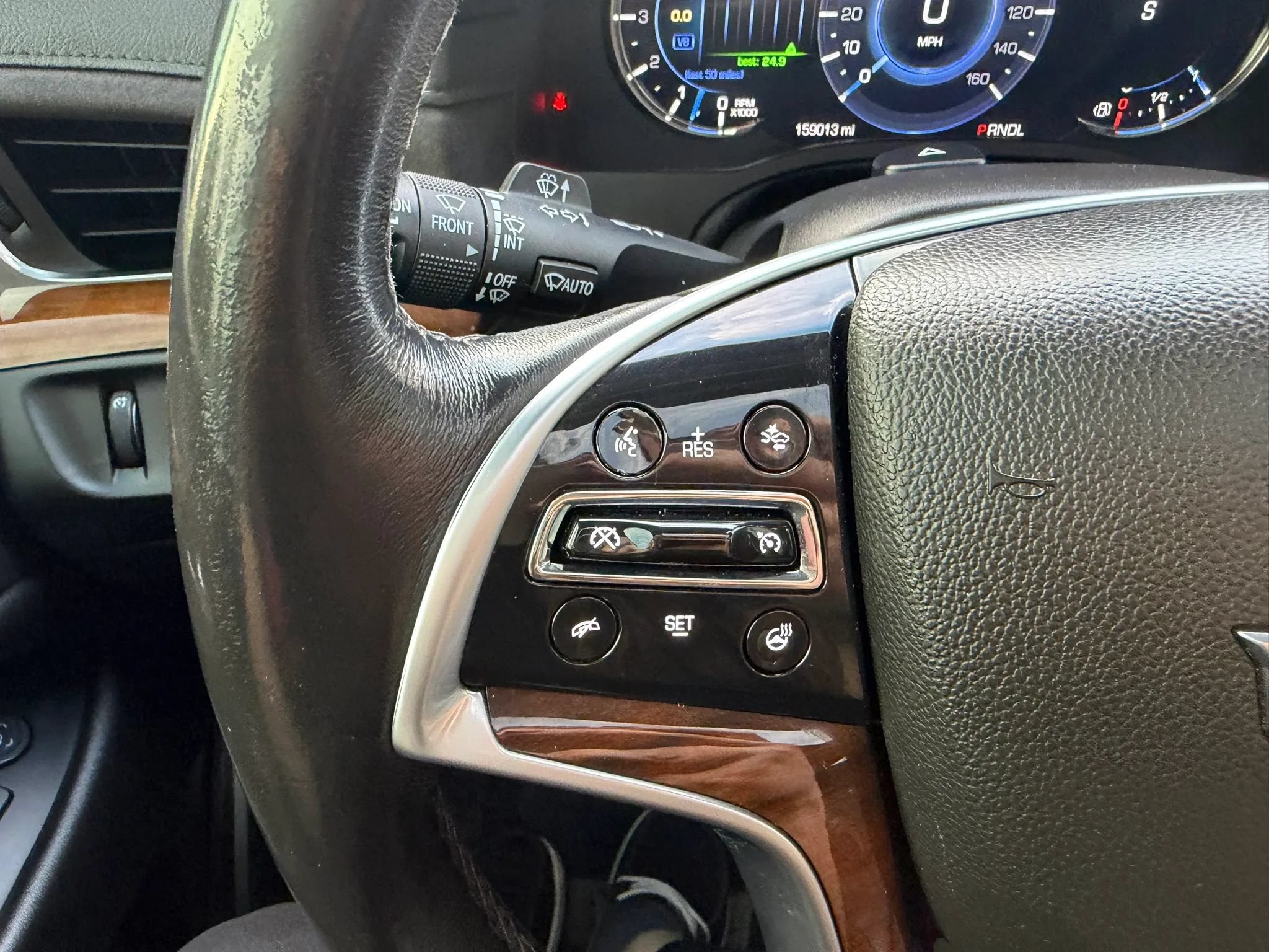 Used 2019 Cadillac Escalade Luxury AWD/4WD image 20