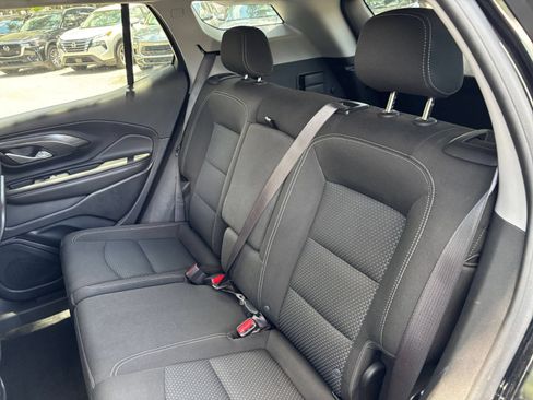 Used 2024 GMC Terrain SLE FWD image 36