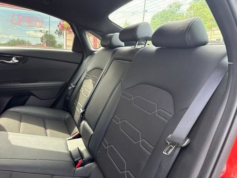 Used 2020 Kia Forte GT-Line FWD image 12