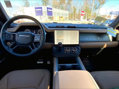 New 2026 Land Rover Defender 130 V8 image 7