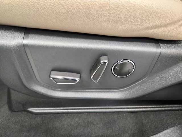 Used 2024 Ford Expedition Limited RWD image 16