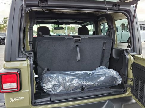 New 2026 Jeep Wrangler Sport AWD/4WD image 12