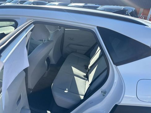 New 2025 Hyundai Kona SEL image 30