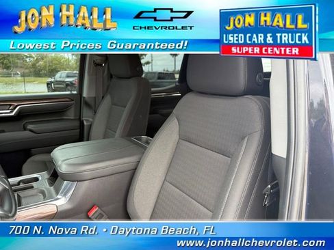 Used 2024 Chevrolet Silverado 1500 LT Trail Boss w/ Dark Appearance Package image 22