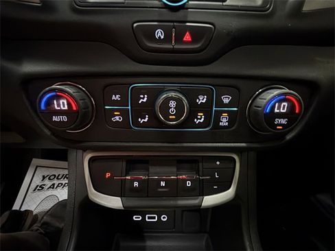 Certified 2022 GMC Terrain SLE w/ Driver Convenience Package image 19