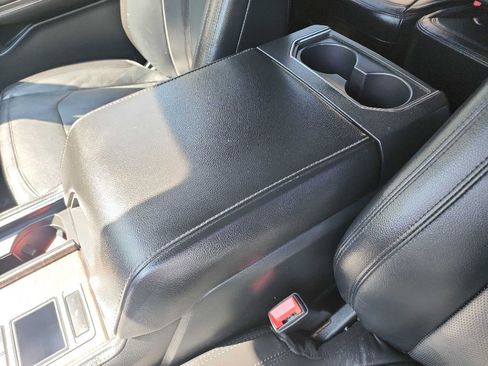 Used 2020 Ford Expedition Max Limited image 31