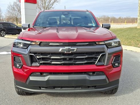 Used 2023 Chevrolet Colorado LT w/ LT Convenience Package III image 3